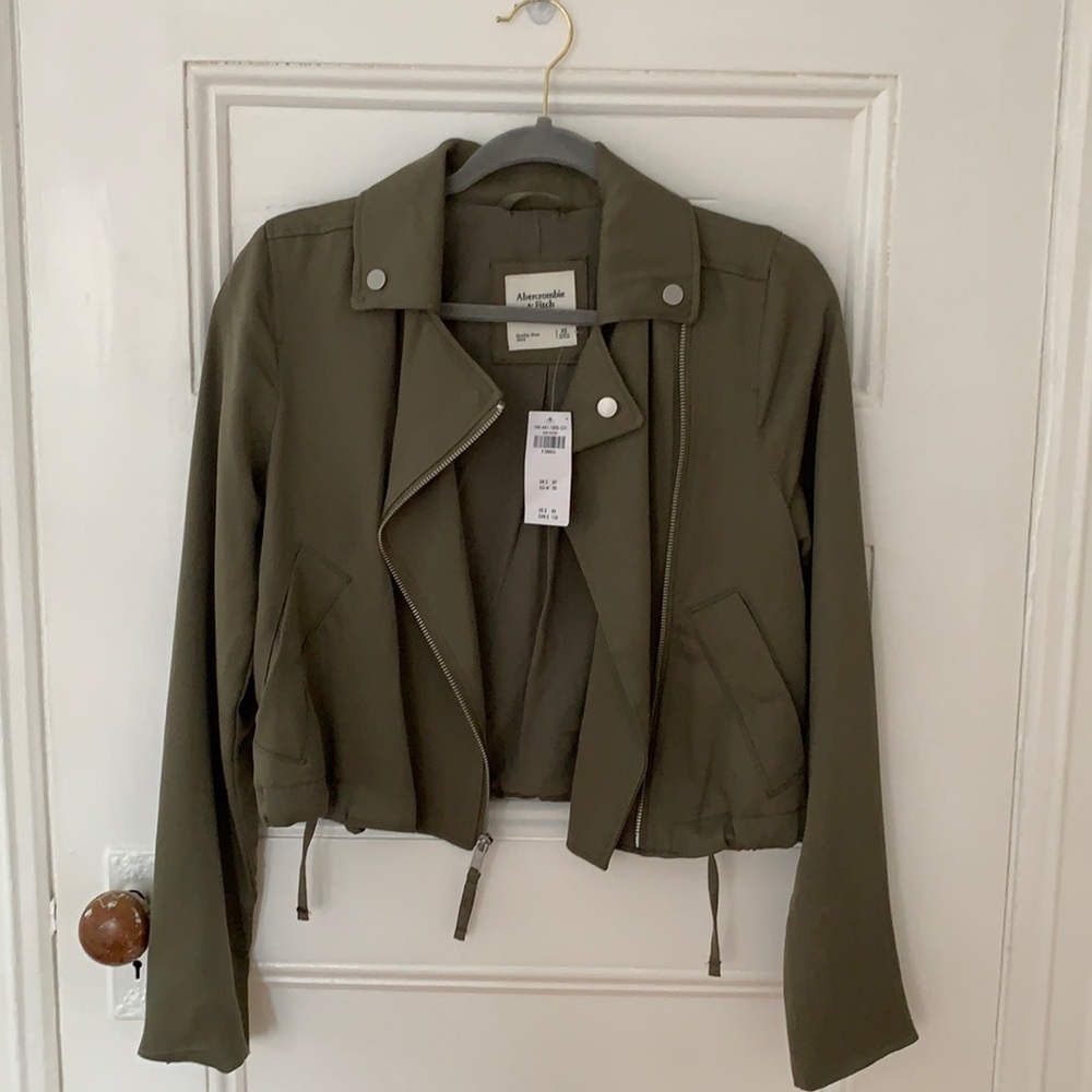 Abercrombie army green cropped jacket